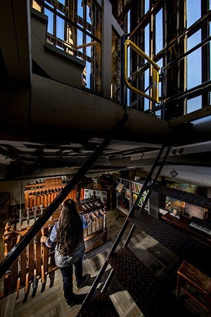 Tina Horton playing the Altgeld bells