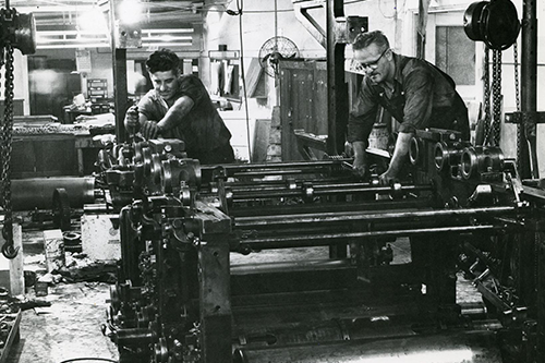 Press workers on the Daily Illini press in Illini Hall