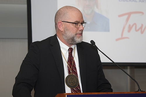 Curtis Perry