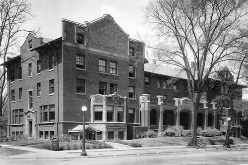 Historic photo of Illini Hall