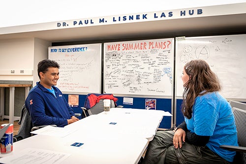 Peer mentors in the LAS Hub