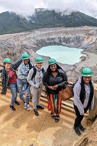 AAP students in Costa Rica