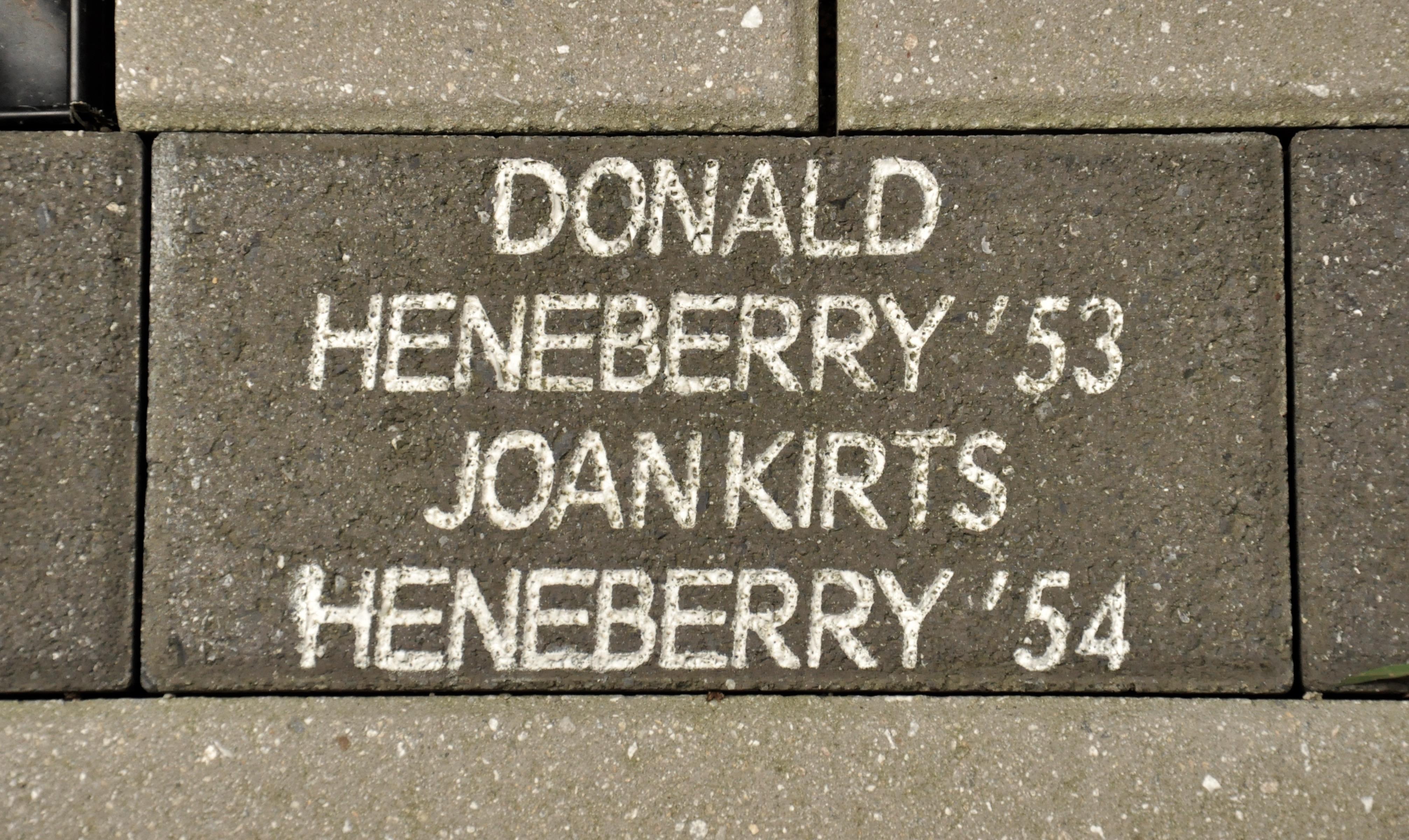 Donald and Joan Kirts Heneberry