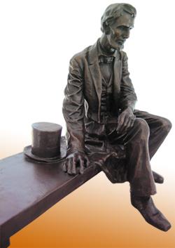 This donated statue means Lincoln Hall and Mount Rushmore will have more in common than just an affinity for the 16th U.S. president.