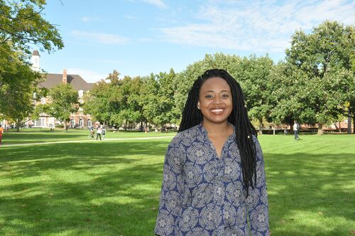 Lincoln Scholar Ryan Renee Edwards poses on the Main Quad