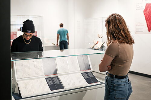 Students at Spurlock Museum