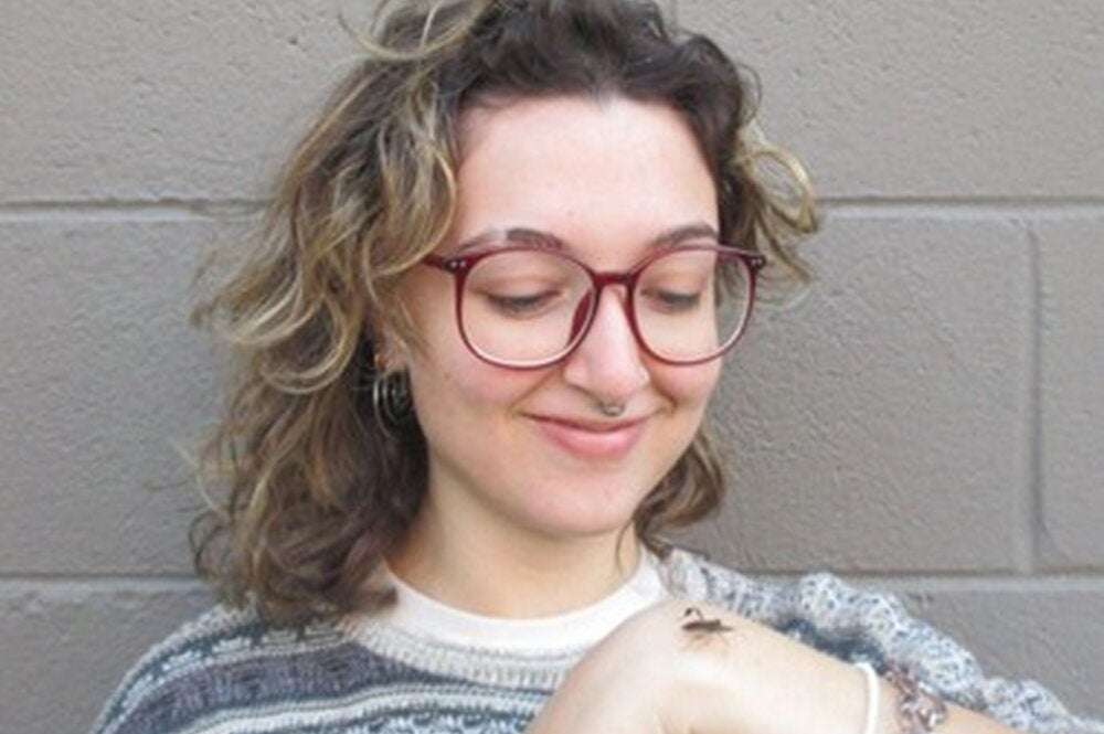 Macy Hoeveler and her praying mantis