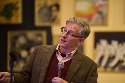 Charles Gammie presenting at Astronomy on tap