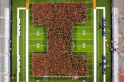 Overhead photo of incoming freshman in Block I