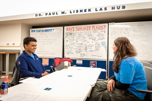Peer mentors meet in LAS Hub