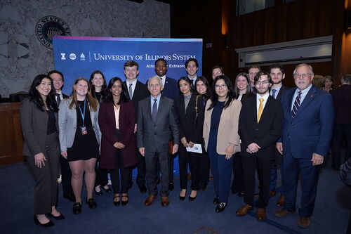 U of I interns meeting with Anthony Fauci 