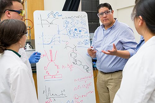 Professor receives fellowship for research in green technology