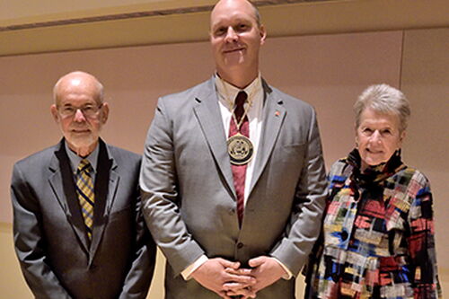 Chad Rienstra named John Witt Professor of Chemistry