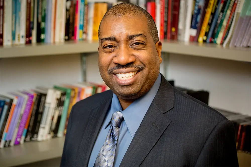 Travis Dixon