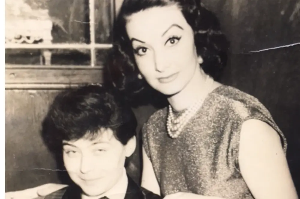 Black and white photo of Frede (Suzanne Baule) and Miki