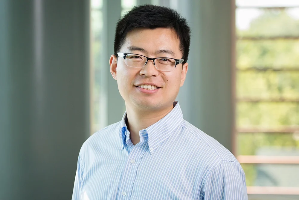 Lijun LIu