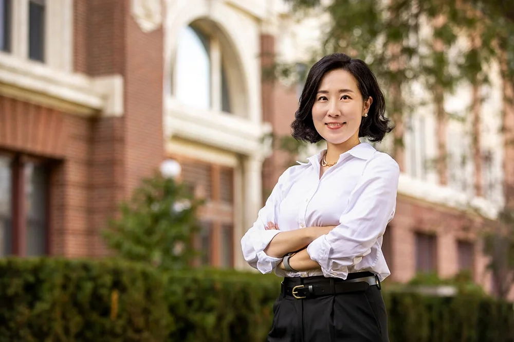 In a recent study, communication professor Minkyung Kim found that digital divides on the individual and institutional levels diminished nonprofits’ resilience and that of other organizations that served refugees in the U.S. during the COVID-19 pandemic. (Photo by Michelle Hassel)
