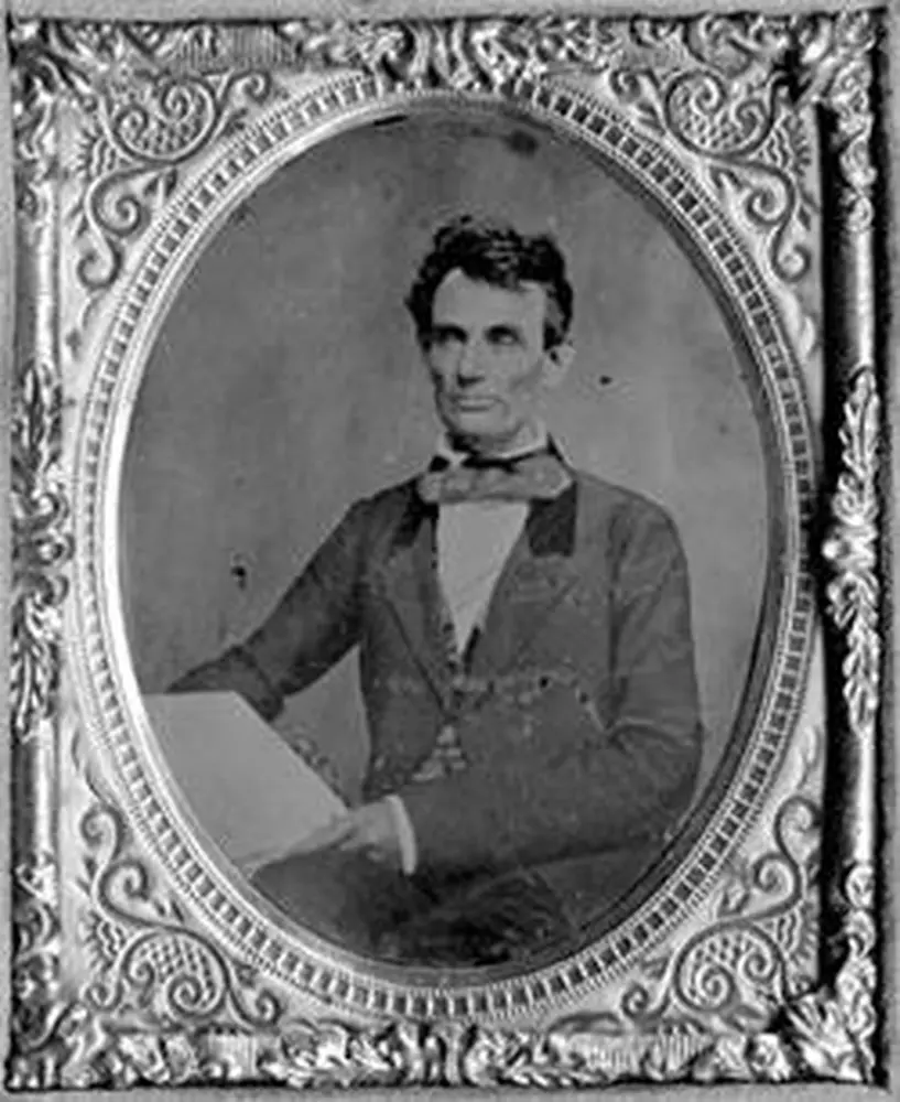 Picturing Lincoln