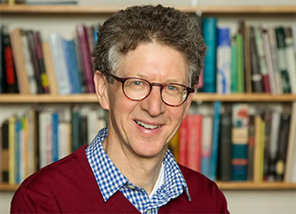 Illinois historian receives prestigious award and fellowship