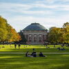 Students spend time together on the Quad at UIUC