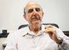 Illness claims renowned Illinois professor 